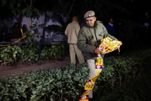 Βίντεο - σοκ: Νεκρός CEO τεχνολογικού κολοσσού στην Ινδία -  Έπεσε στο κενό κατά τη διάρκεια εταιρικής εκδήλωσης