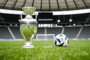 Πρώτη σέντρα για το Euro 2024 - Γερμανία και Σκωτία έτοιμες να "κόψουν" το νήμα