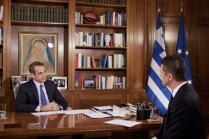 "Debate" για την Ουκρανία – Μητσοτάκης: Δικαιωμένοι για τις επιλογές μας - Τσίπρας: Επιπόλαιη η αποστολή όπλων - εικόνα 2