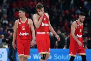 Ολυμπιακός-Αναντολού Εφές 92-89: "Καρδιοχτύπησε" αλλά επέστρεψε στις νίκες με Βεζένκοβ-Φουρνιέ