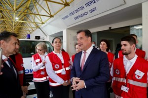 Ο Άδωνις Γεωργιάδης παραδέχθηκε ότι έκανε μεταμόσχευση μαλλιών: "Είχα μία αραίωση, είμαι ευχαριστημένος τώρα"