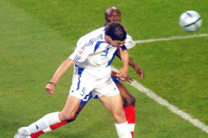 Νέοι κανονισμοί στο ποδόσφαιρο: Τι αλλάζει σε οφσάιντ, VAR και πέναλτι – Νέες ποινές στις καθυστερήσεις των τερματοφυλάκων