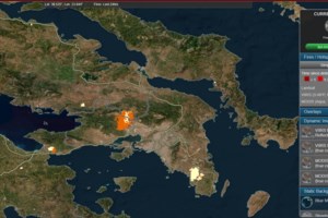 Φωτιά Μάνδρα - Κάτοικος λύγισε βλέποντας το καμένο σπίτι του: "Στόχος μου ήταν να φύγουν τα παιδιά μου"