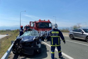 Σοβαρό τροχαίο για την αντιδήμαρχο Αλίμου - "Είχα Άγιο, αν ήμουν μόνη μου, τα πράγματα θα ήταν διαφορετικά" [Εικόνες] - εικόνα 3