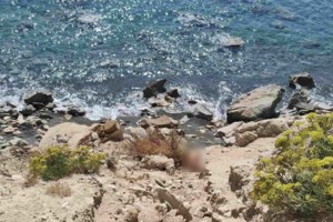 Κρήτη: 82χρονος έπεσε στη θάλασσα με το αυτοκίνητό του - Τον ανέσυραν νεκρό - εικόνα 3