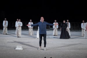 Δημήτρης Λιγνάδης: Την Τετάρτη η απολογία του - "Αρνείται τα πάντα" λέει ο δικηγόρος του - εικόνα 2