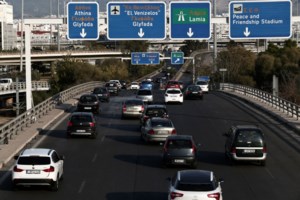 Lockdown: Καταπληκτικό βίντεο - Από το απίστευτο μποτιλιάρισμα στους άδειους δρόμους