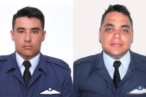 Τραγωδία στην Κάρυστο: Ενός λεπτού σιγή στη Βουλή για τους δύο νεκρούς πιλότους του Canadair - εικόνα 2