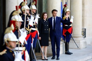 Χρυσούλα Ζαχαροπούλου: Ποια είναι η πρώτη Ελληνίδα στην ιστορία που αναλαμβάνει πόστο σε γαλλική κυβέρνηση