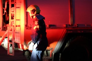 Φωτιές στα νησιά του Αιγαίου: Καλύτερη η κατάσταση σε Άνδρο και Κάλυμνο – Αναζωπυρώσεις στην Πάρο - εικόνα 2