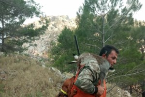 Έγκλημα στη Χίο: Φίλος του πατριού του δράστη ο 40χρονος που δολοφονήθηκε [εικόνες] - εικόνα 3