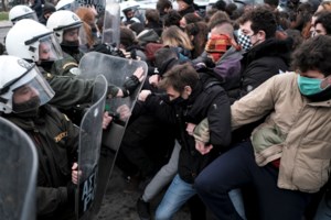 Αθήνα: Σε εξέλιξη το φοιτητικό συλλαλητήριο - Μαζική συμμετοχή, χωρίς αποστάσεις, πολλοί χωρίς μάσκες