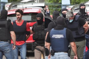 Marfin: Παλιά και νέα βίντεο έδειξαν τα πρόσωπα των τριών - Πρόσωπο-κλειδί 48χρονος συνεργάτης του Παλαιοκώστα - εικόνα 2
