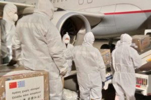 "Παγκόσμιος πόλεμος" για μια μάσκα - Πώς η Ελλάδα κατάφερε να εξασφαλίσει εκατομμύρια - εικόνα 4