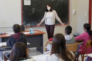 Κεραμέως: Θα τρέξω να εμβολιάσω των 5,5 ετών γιο μου