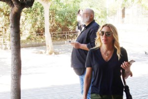 Σμαράγδα Καρύδη: Το μήνυμα καρδιάς στην Βίκυ Βολιώτη - "Αγάπη κι ας είναι με δύο μέτρα απόσταση"
