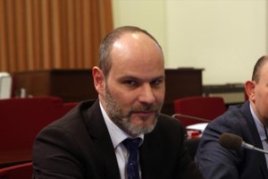 Γραφείο Προϋπολογισμού του Κράτους στη Βουλή: Από 3,6% μέχρι 4,8% ο ρυθμός ανάπτυξης το 2021