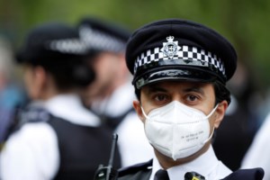 Βρετανία: Στους 34.636 ο απολογισμός των νεκρών από κορονοϊό - 170 το τελευταίο 24ωρο - εικόνα 2