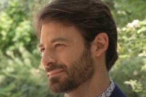 Το gay φιλί Τσανακλίδου - Κουλίεβα που θα συζητηθεί - Σε νέα τηλεοπτική σειρά [βίντεο]