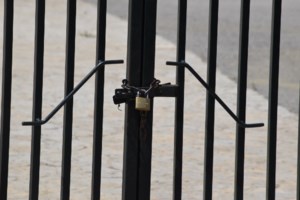 Κακοκαιρία Erminio: Με τηλεκπαίδευση θα γίνουν τα μαθήματα την Τετάρτη όπου χρειαστεί - Ποια σχολεία θα είναι κλειστά