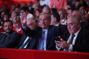 Σκέρτσος για Καραμανλή - Σαμαρά: Εχουν κάθε δικαίωμα να εκφράζουν τις απόψεις τους με κάθε τρόπο που οι ίδιοι θεωρούν