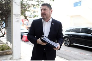 Λύθηκε το... μυστήριο για το τι κάνει ο Χαρδαλιάς με τη γυναίκα του 3-4 φορές την ημέρα - Το νέο βίντεο - εικόνα 2