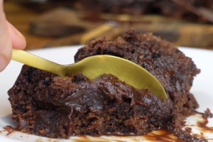 Σούπερ γευστική μους σοκολάτας ψυγείου χωρίς ζάχαρη - Με 4 μόνο υλικά