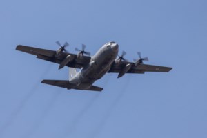 Σουδάν: Προσγειώθηκαν τα 2 αεροσκάφη C-130 και C-27J στην Αίγυπτο για τον απεγκλωβισμό των Ελλήνων - εικόνα 6