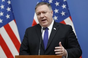 Τραμπ: Σε δεινή θέση στις δημοσκοπήσεις - Καθαίρεσε τον διευθυντή της προεκλογικής εκστρατείας του