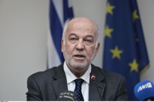 Αλλαγές στον Ποινικό Κώδικα: Ο Φλωρίδης μειώνει τα παράβολα για αναβολές και καταργεί ποινές "τάξης" για δικηγόρους