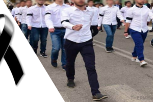 Σημαιοφόρος ετών 59 στην Κρήτη - Πήρε σύνταξη και επέστρεψε στα θρανία [εικόνες]