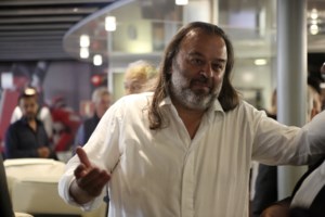 Εποχή Ηλιόπουλου στην ΑΕΚ: "Μεγαλώνω, έχω περάσει και ένα σοβαρό θέμα υγείας" είπε βουρκωμένος ο Δημήτρης Μελισσανίδης - εικόνα 4