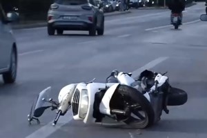 Σοβαρό τροχαίο στα Σπάτα Αχαΐας: Τέσσερις τραυματίες από μετωπική σύγκρουση [εικόνες]