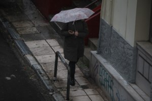 Κακοκαιρία: Θυελλώδεις άνεμοι 10 μποφόρ σαρώνουν τη Ρόδο - Ακυρώθηκαν τα δρομολόγια πλοίων και αεροπλάνων [Βίντεο] - εικόνα 2