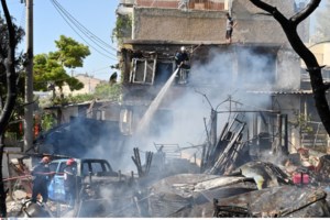 Φωτιά στον Δήμο Μαλεβίζου της Κρήτης - Σε δύσβατη περιοχή οι φλόγες, σηκώθηκαν και εναέρια μέσα