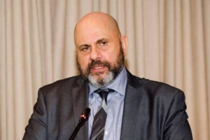 Θεσσαλονίκη: Αρνητικός πλέον ο διάκος με τη νοτιοαφρικανική μετάλλαξη του κορονοϊού