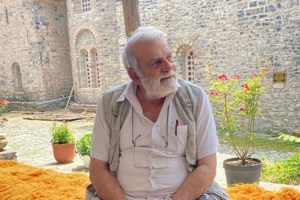 Πέθανε ο αρχιτέκτονας Νίκος Κτενάς - Δημιουργός της βραβευμένης πολυκατοικίας στο Ν. Ψυχικό - εικόνα 4