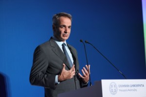 "Μασάζ" Γεραπετρίτη σε 32 βουλευτές της ΝΔ μετά τις φωτιές Σαμαρά: Ο ΥΠΕΞ τηλεφώνησε σε όλους