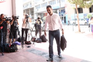 Ο Χαρίτσης για το στίγμα του νέου κόμματος: Ριζοσπαστική Αριστερά, Πολιτική Οικολογία και κοινωνικά κινήματα [βίντεο] - εικόνα 2