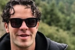 Αγγελος Λάτσιος: Η ευχή από καρδιάς στην μητέρα του - Η φωτογραφία που έκανε repost η Ελένη Μενεγάκη