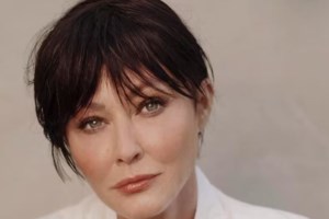 Σάνεν Ντόχερτι: "Θέλω η τέφρα μου να αναμιχθεί με τις στάχτες του σκύλου και του πατέρα μου" - Η τελευταία επιθυμία της - εικόνα 2