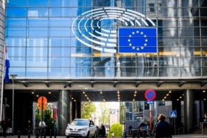 Στοιχεία - σοκ: Ο κορονοϊός σκοτώνει κάθε μέρα στις ΗΠΑ όσους σκότωσε η επίθεση της 11ης Σεπτεμβρίου - εικόνα 3