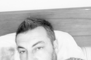 Ραφήνα: Συγκλονίζει η μάνα του 42χρονου - "Μου κλείσανε το σπίτι και σε δυο χρόνια θα βγούνε από τη φυλακή" [Βίντεο]