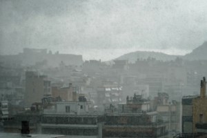 Άνοιξαν οι ουρανοί σε Πάτρα και Θεσσαλονίκη - Ανεμοστρόβιλος χτύπησε το Μεσολόγγι [εικόνες - βίντεο] - εικόνα 5