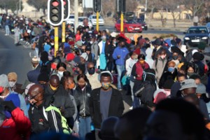 Μαγιορκίνης: Θα δούμε αποκλιμάκωση της Όμικρον μέσα στον Ιανουάριο - Το πιο πιθανό σενάριο