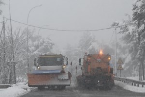Υποχρεωτικά με αλυσίδες στο πορτ μπαγκάζ όλα τα αυτοκίνητα από Οκτώβριο έως Απρίλιο - Αλλάζουν τα όρια ταχύτητας