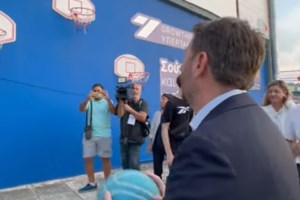 Ανδρουλάκης από Θεσσαλονίκη: Θα δώσουμε όλες μας τις δυνάμεις για ισχυρά δημόσια σχολεία και δημόσια πανεπιστήμια