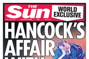 Σάλος στη Βρετανία: Πιέζουν τον Μπόρις Τζόνσον να αποπέμψει τον Ματ Χάνκοκ για το ροζ σκάνδαλο