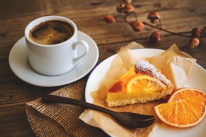 Συνταγή για μιλφέιγ μόνο με 5 υλικά - Ελαφρύ και πεντανόστιμο γλυκό