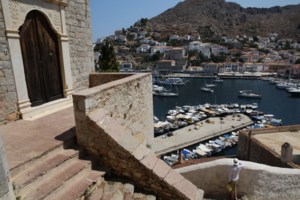 Πέτσας: Δεν θα ανοίξουν τα εποχιακά καταλύματα για το τριήμερο του Αγίου Πνεύματος